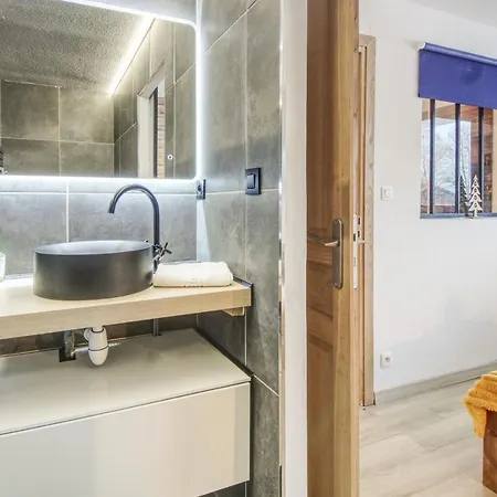 Sierra Apartment *